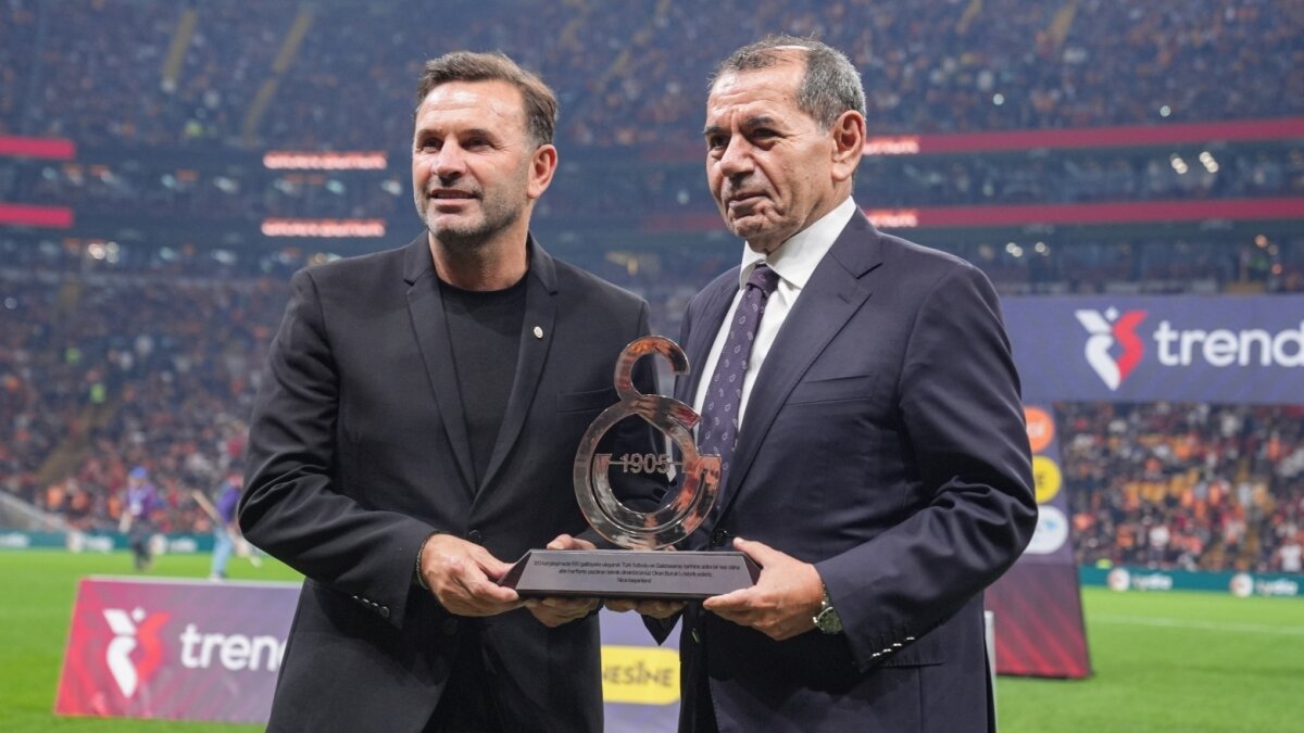 Okan Buruk'tan U�urcan �ak�r'a �vg�!