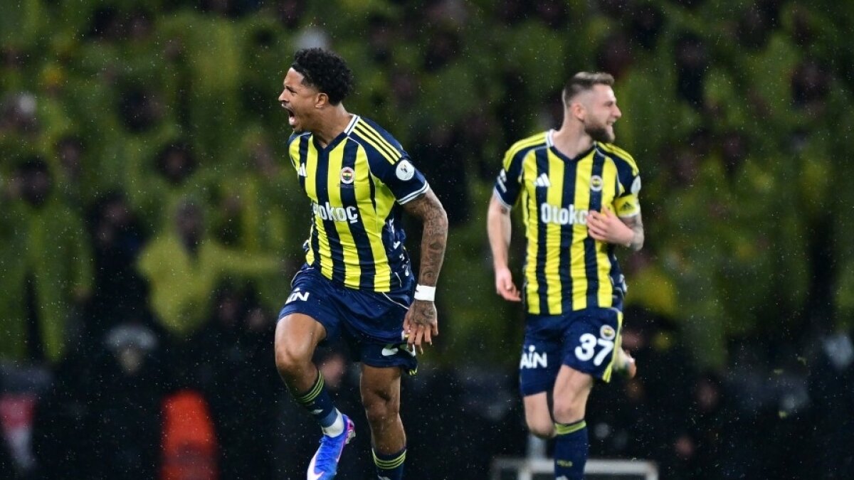 Fenerbah�e'de Oosterwolde i�in 30 milyon euro'luk karar