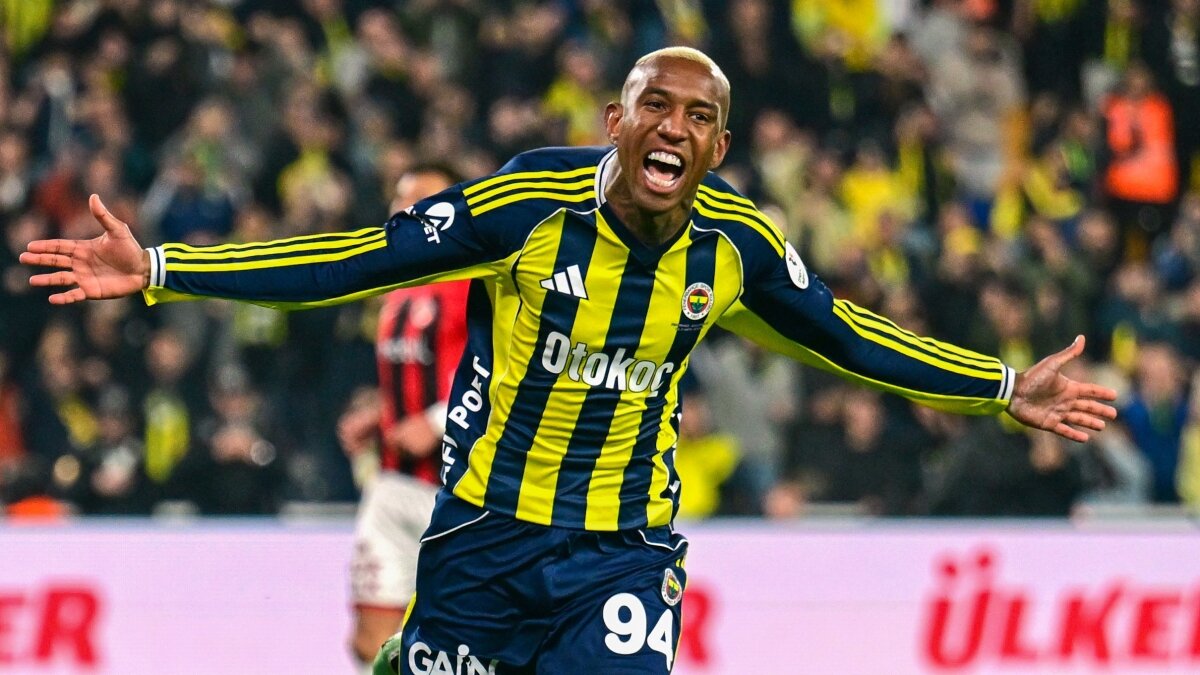 Anderson Talisca yeniden kadroda