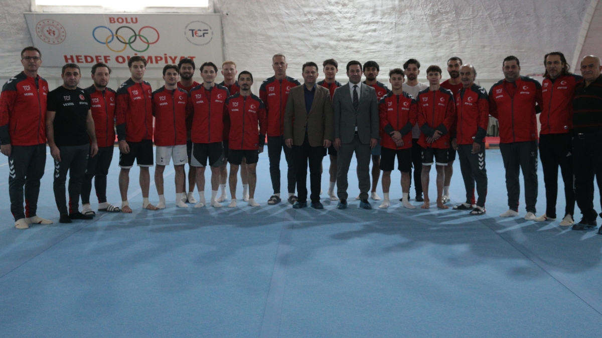 Suat �elen: ''Finallerin favorisi biziz''