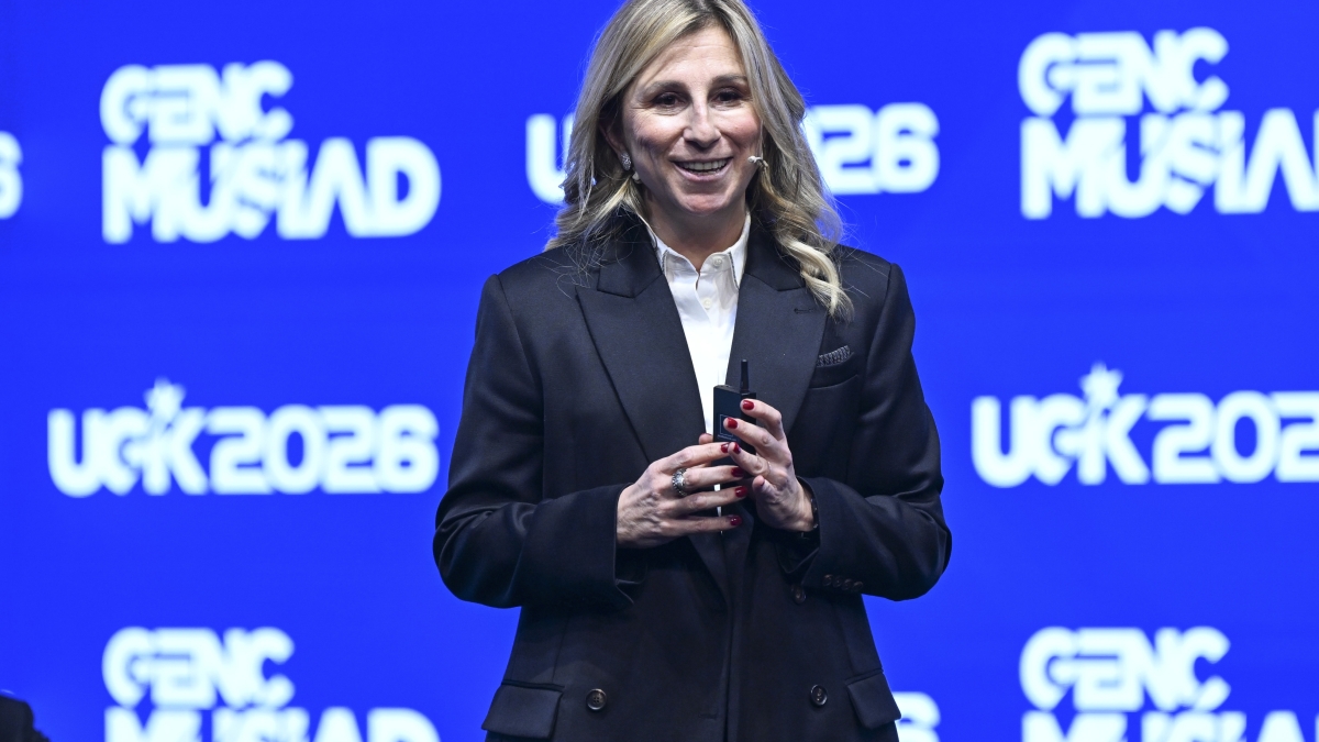 UG�K'26 kapsam�nda 'Ufkun Ucunda �� Yapmak' paneli d�zenlendi