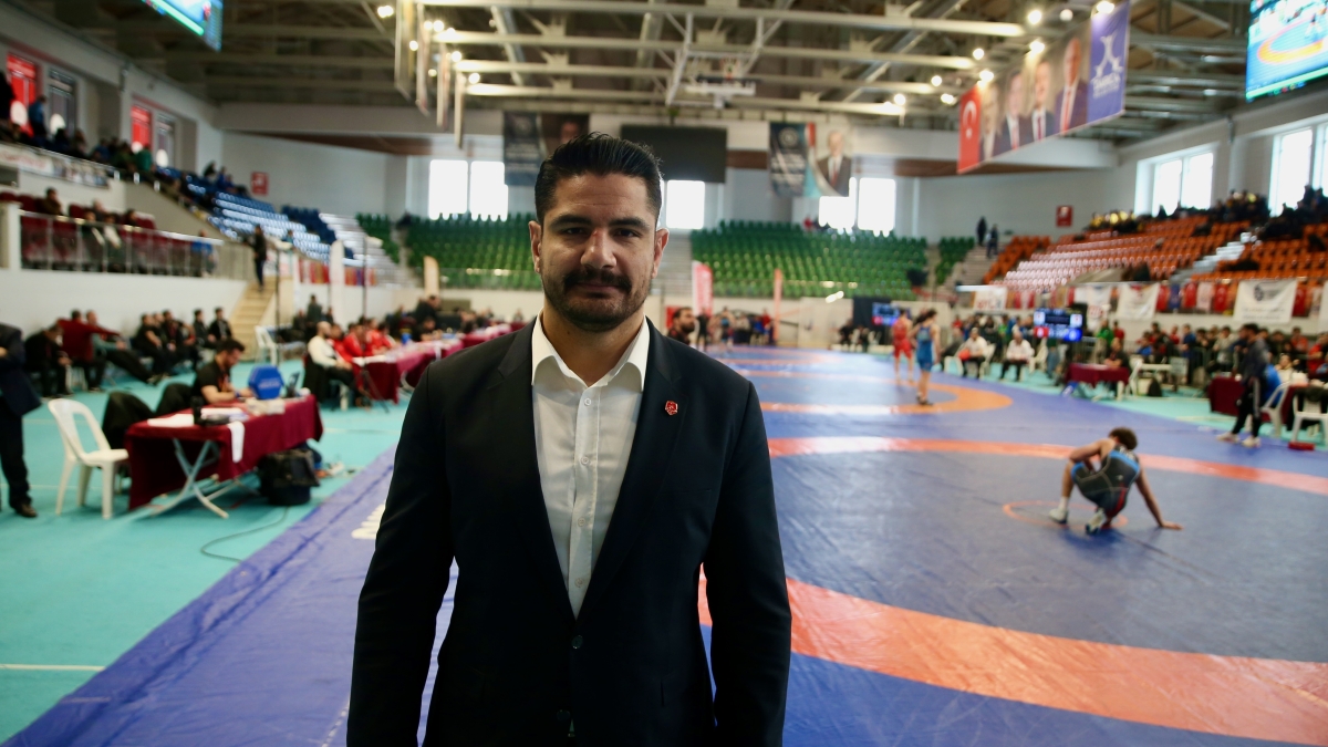 Taha Akg�l: 'T�rk g�re�i olarak do�ru yolday�z'