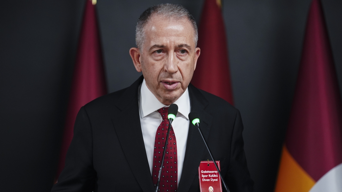 Metin �zt�rk: 'Fenerbah�e, Galatasaray'� taklit etti!'