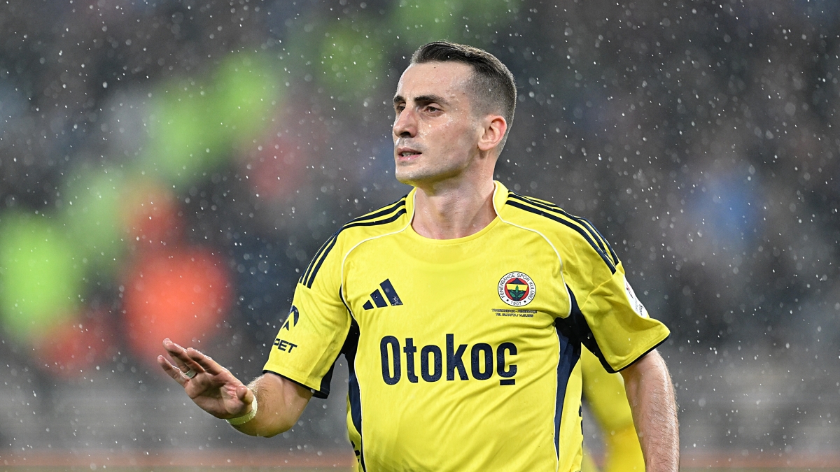 Kerem'den Fenerbah�e formas�yla bir ilk