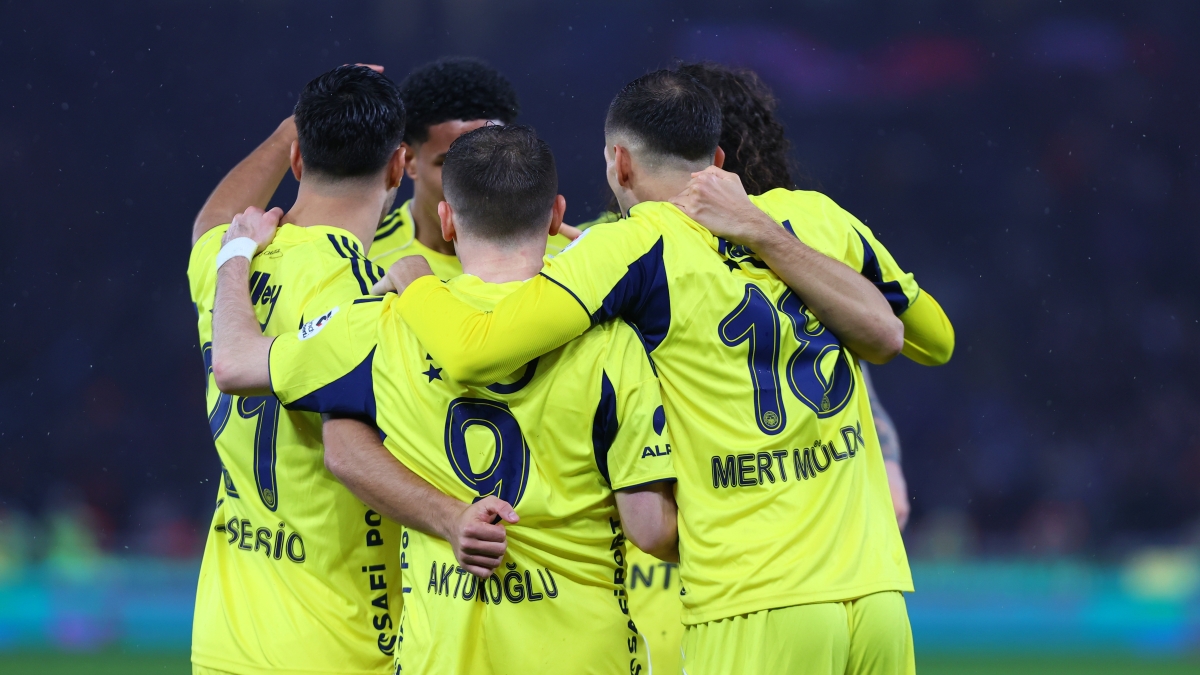 Fenerbah�e'ye Trabzonspor'u yenmek yaram�yor!