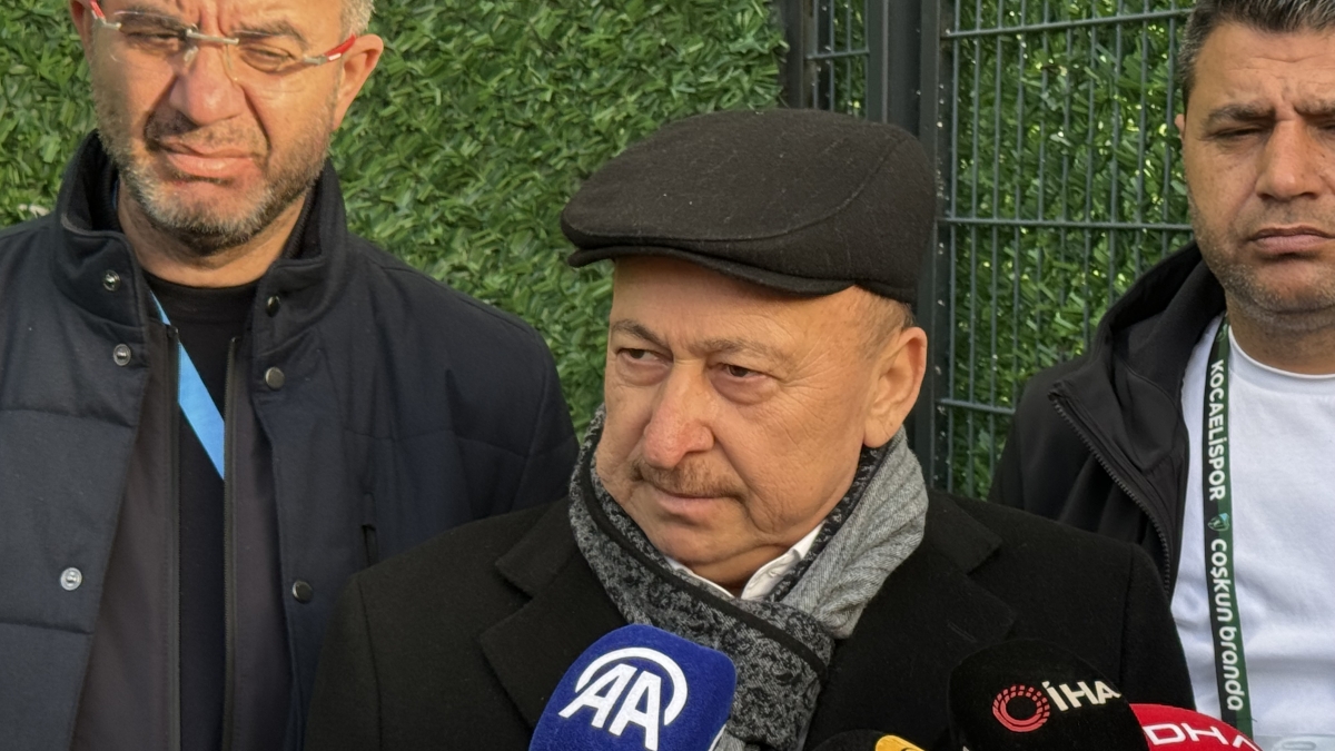 Memik Y�lmaz: 'Az�c�k futbol bilgisi olan nas�l do�rand���m�z� g�recek'