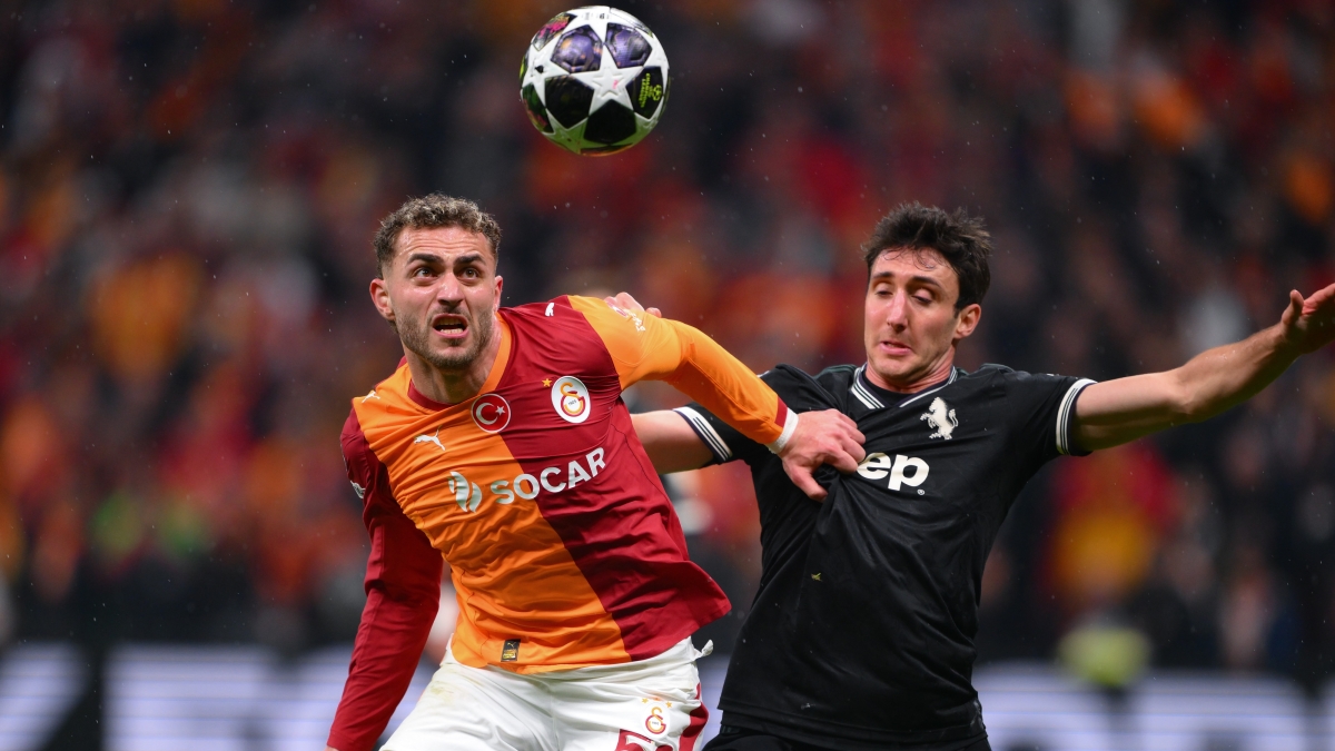 Nihat Kahveci'den Galatasarayl� oyuncuya b�y�k �vg�: 'G�rsem ayaklar�ndan �perim'