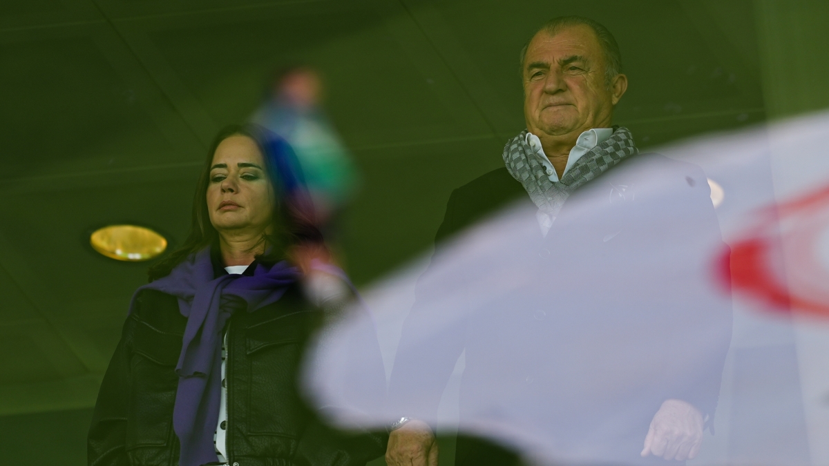 Fatih Terim, Levent �ahin'i ilk ma��nda yaln�z b�rakmad�