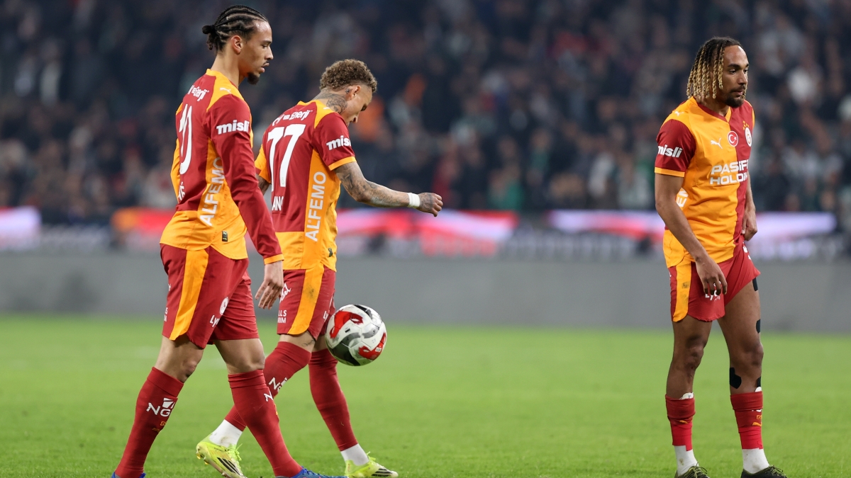 Galatasaray'da 10 ma�l�k seri bitti