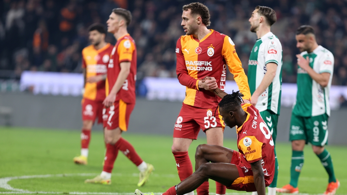 Galatasaray, Konyaspor'a 5 ma� sonra yenildi