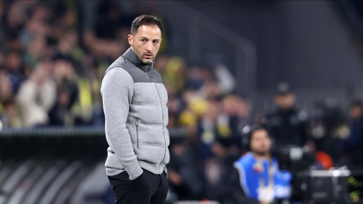 Fenerbah�e derbide tam kadro olacak