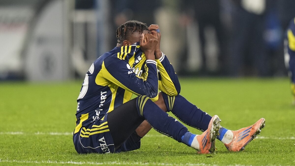 Fenerbah�e uzatmalarda 6 puan kaybetti!