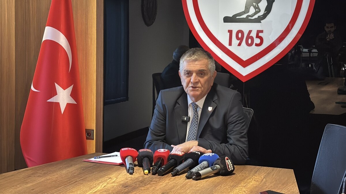 Samsunspor Bas�n S�zc�s�: 'Sosyal medyadan hakaret edenlere dava a�aca��z'