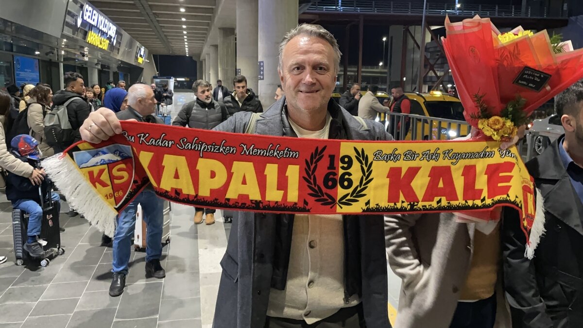 Kayserispor'da Djalovic gitti, Moe geldi