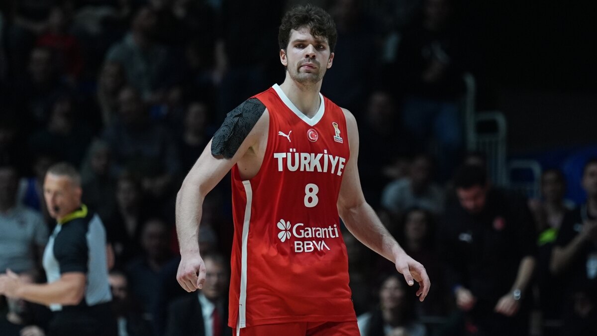 Belgrad'da Tar�k Biberovic damgas�: 'Ma��n kahraman�'