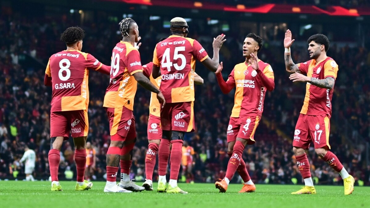 Galatasaray, destan yazmaya haz�rlan�yor!