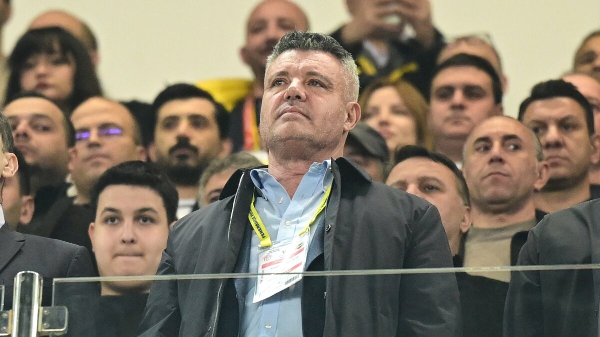 Fenerbah�e, 5 taraftar hakk�nda yasal i�lem ba�latt�