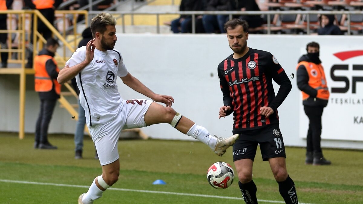 �orum FK, geriye d��t��� ma�� 3 golle kazand�!