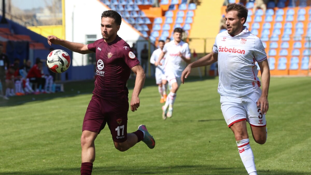 Sivasspor, Hatayspor deplasmanda iki gole g�ld�