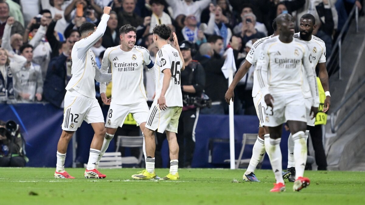 Bernabeu'da Valverde gecesi: Real'den City'ye 3 gol