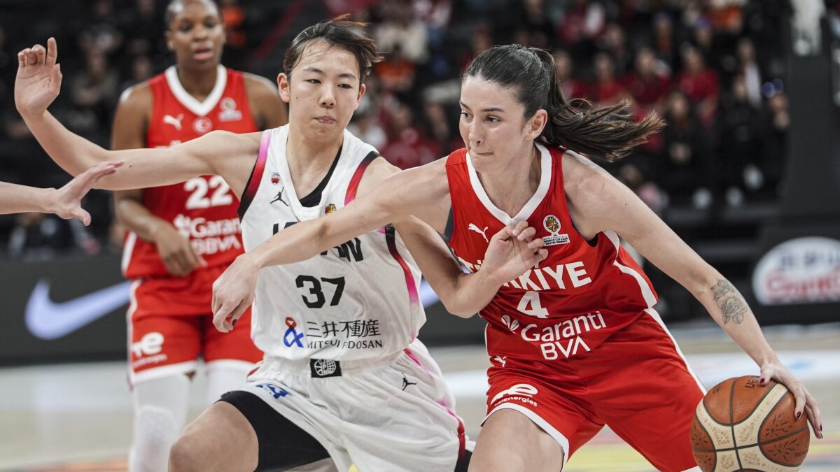 A Milli Kad�n Basketbol Tak�m�, Japonya'y� devirdi!