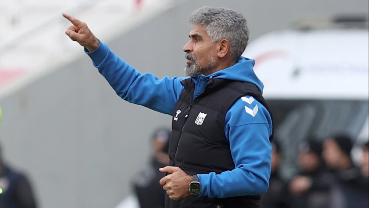 Sivasspor'dan play-off i�in a��klama