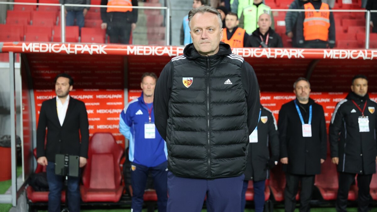 Erling Moe: 'B�y�k hayal k�r�kl��� ya��yoruz'