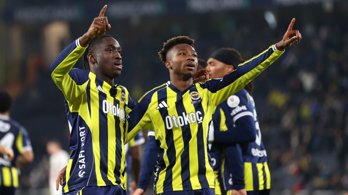 Fenerbah�e'de derbiye �zel prim!