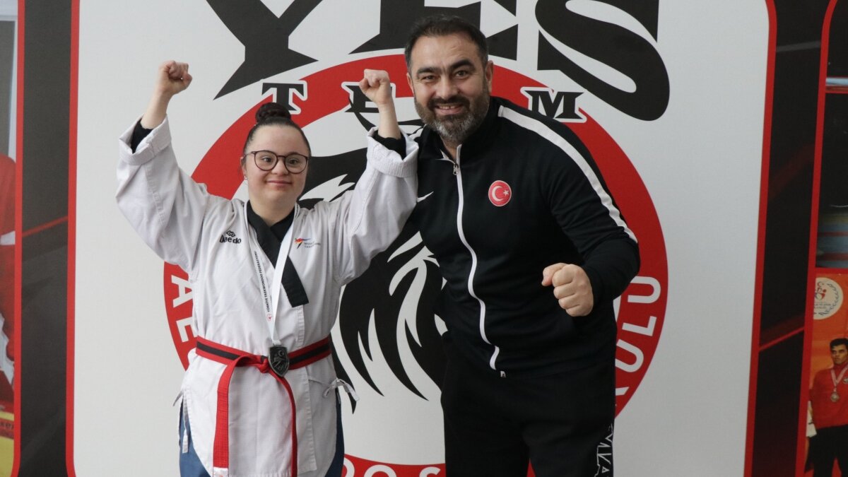 Down sendromlu tekvandocu B��ra Yolun, �ampiyonluklar istiyor!