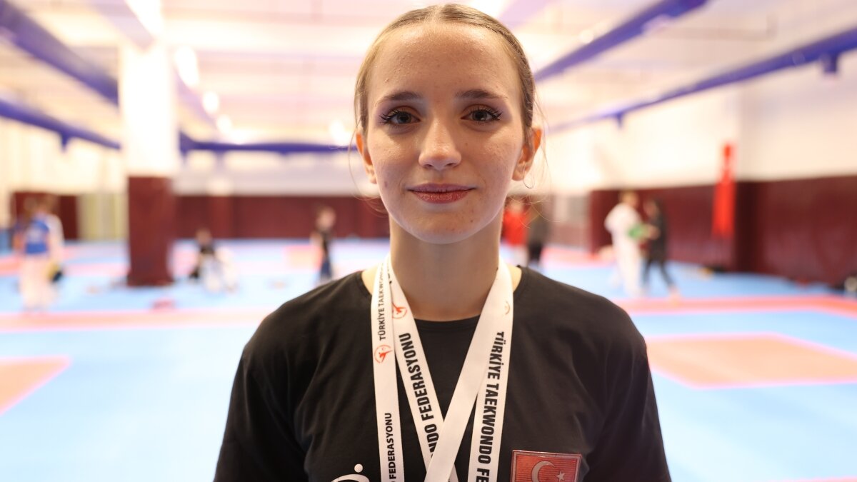 Ablas�ndan etkilenerek ba�lad��� tekvandoda olimpiyat hayali kuruyor