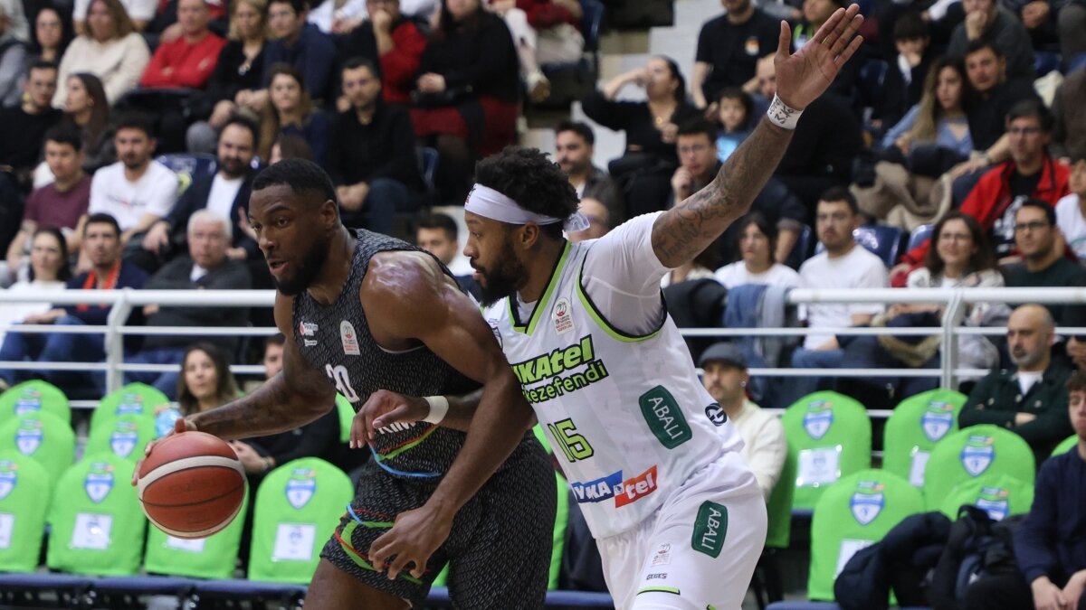 Yukatel Merkezefendi Belediyesi, evinde hata yapmad�!