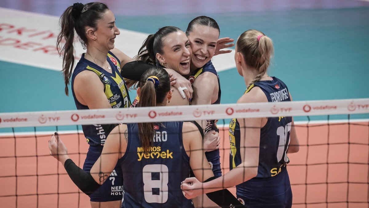 Fenerbah�e Medicana final biletini kapt�!