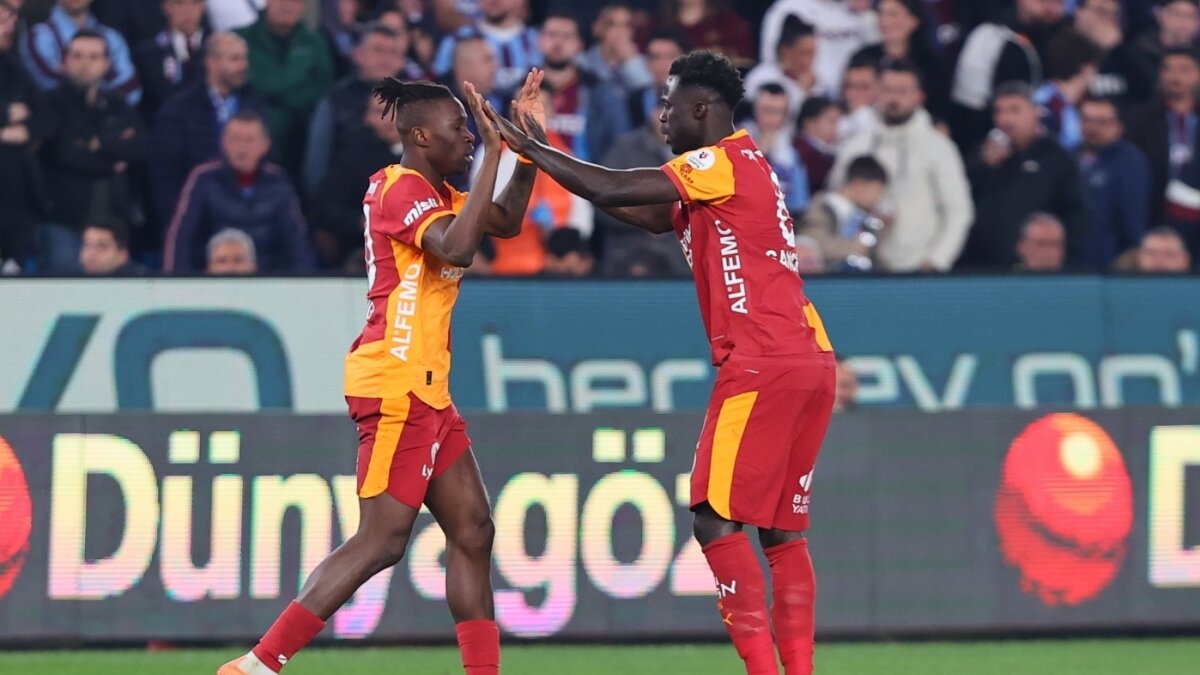 Wilfried Singo yeniden stopere ge�iyor