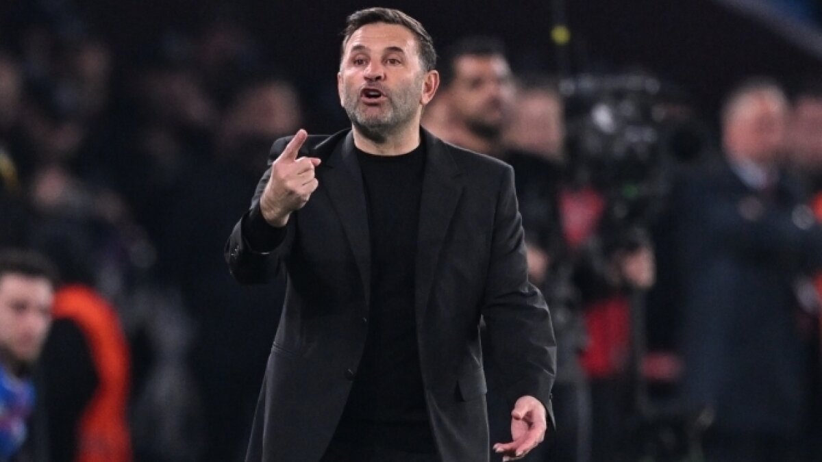 Okan Buruk'tan Fenerbah�e �nlemi