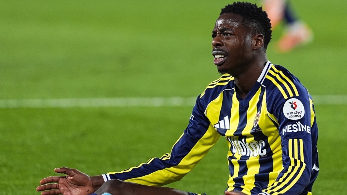 Fenerbah�e'de b�y�k d����: Musaba!