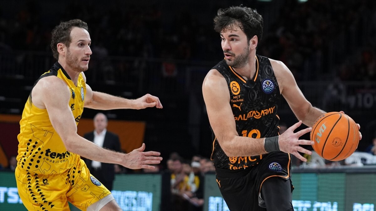 Galatasaray, D�rtl� Final yolunda ayakta kald�!