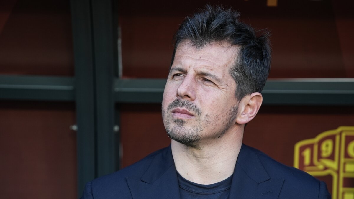 Emre Bel�zo�lu'ndan hakem �a�da� Altay tepkisi!