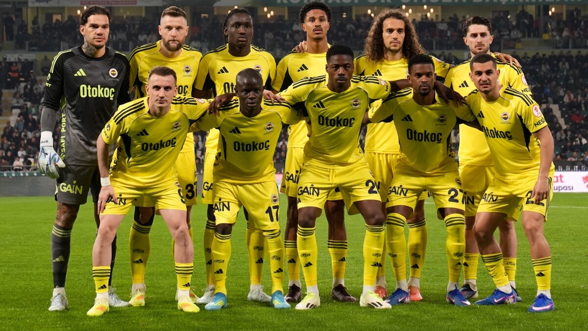 Fenerbah�e'de Galatasaray derbisi �ncesi tek eksik