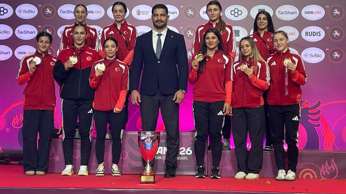 Kad�n G�re� Milli Tak�m�, Avrupa ikincisi oldu