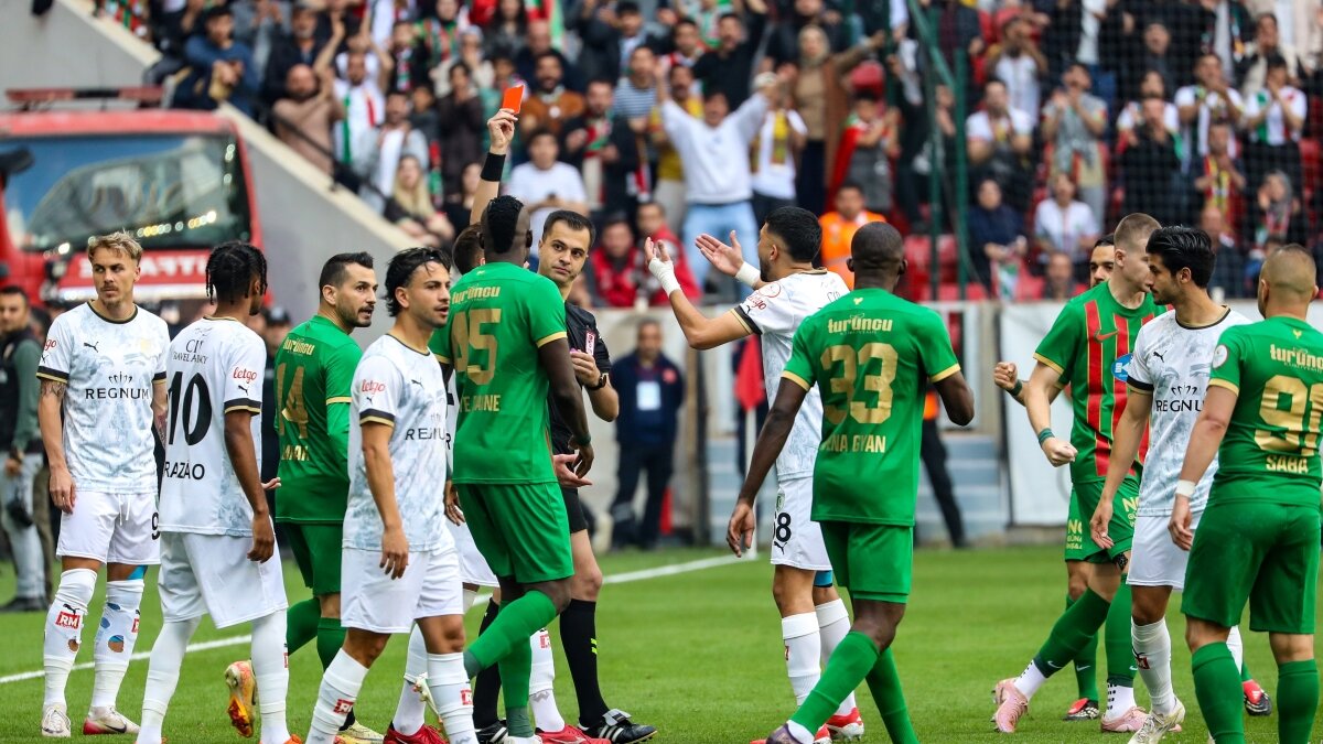 S�per Lig i�in ikinci bilet: Esenler Erokspor ve Amedspor