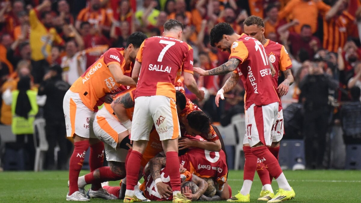 Galatasaray'da kutlama planlar� netle�iyor!