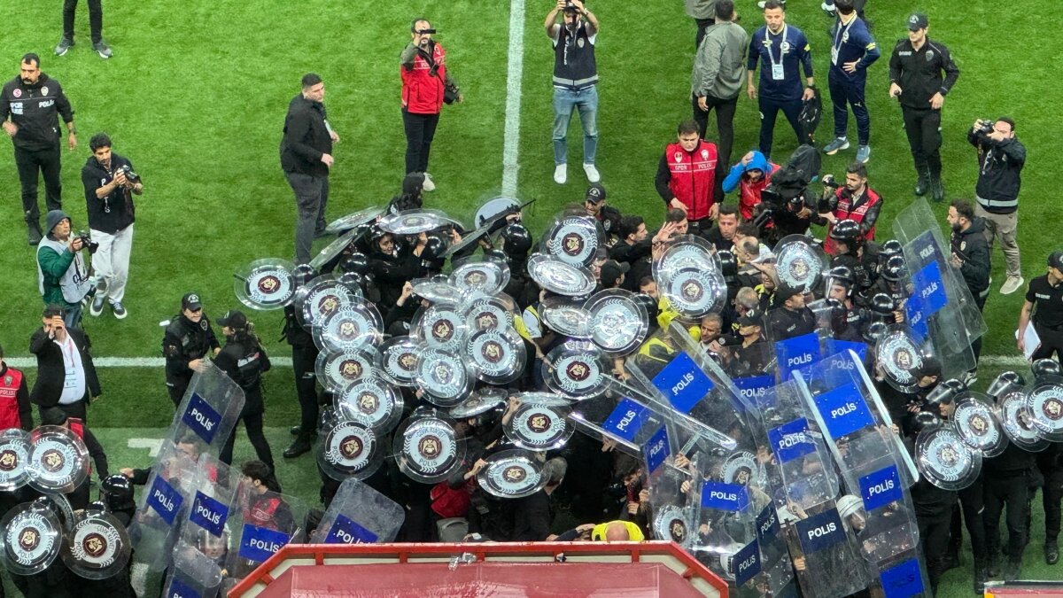 Derbide 5 bin 800 polis g�rev yapacak!