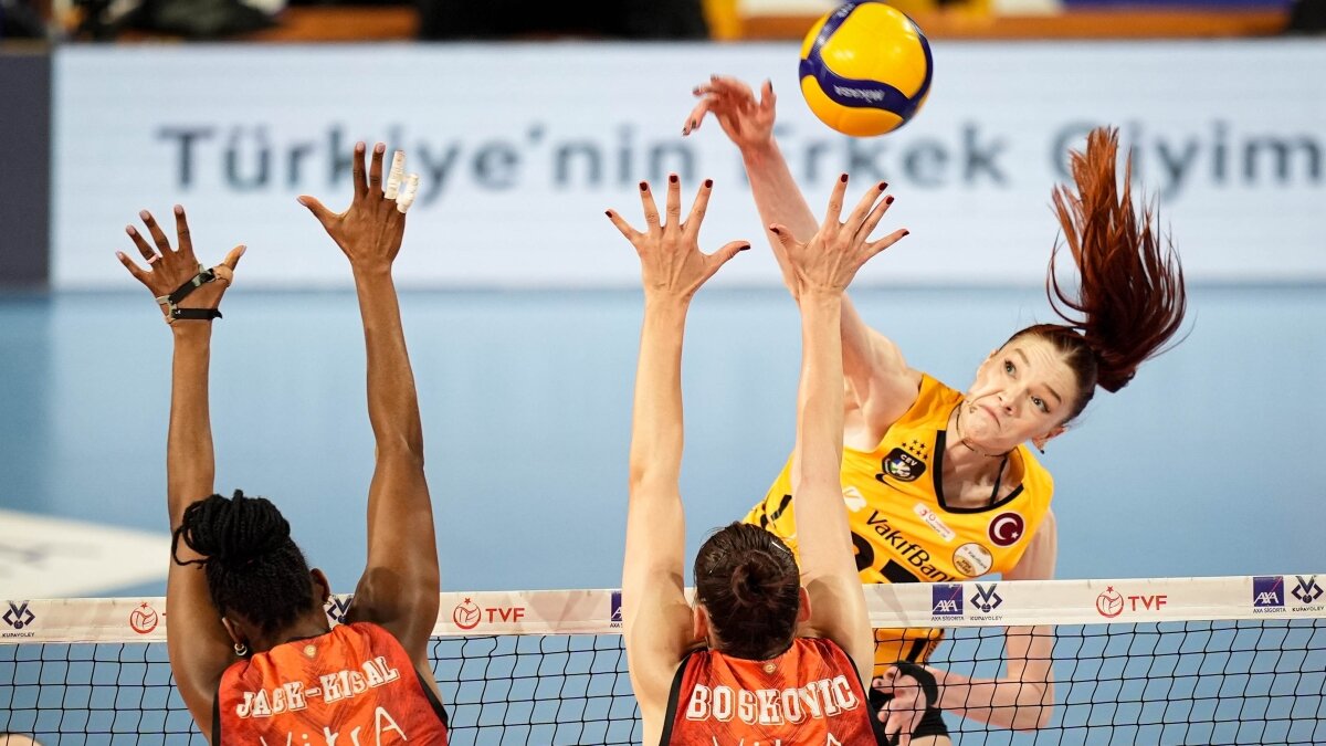 Kupa Voley'de final g�n�: Vak�fBank - Eczac�ba�� Dynavit
