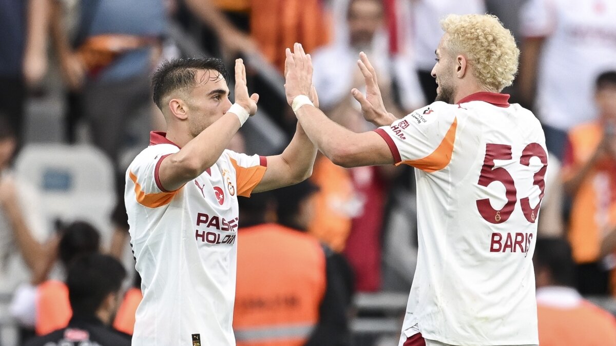 Okan Buruk'un iki b�y�k kozu: 41'er gol!