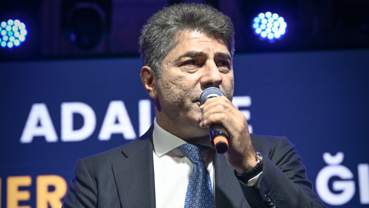 Fenerbah�e'de Hakan Safi'den adayl�k a��klamas�!