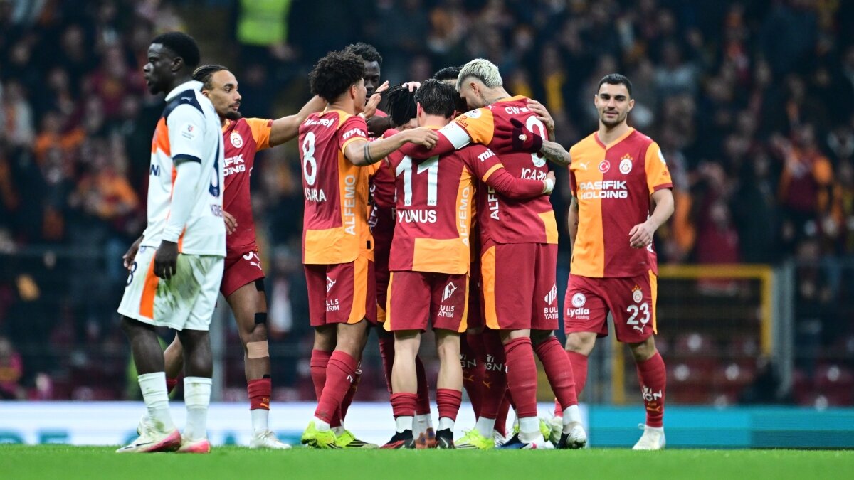 Galatasaray'da 1 ayl�k hasret bitiyor