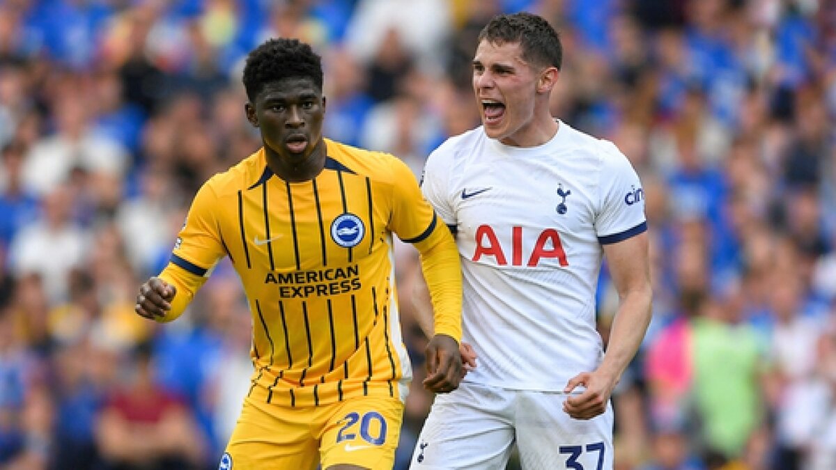 Manchester United'dan �ifte transfer hamlesi