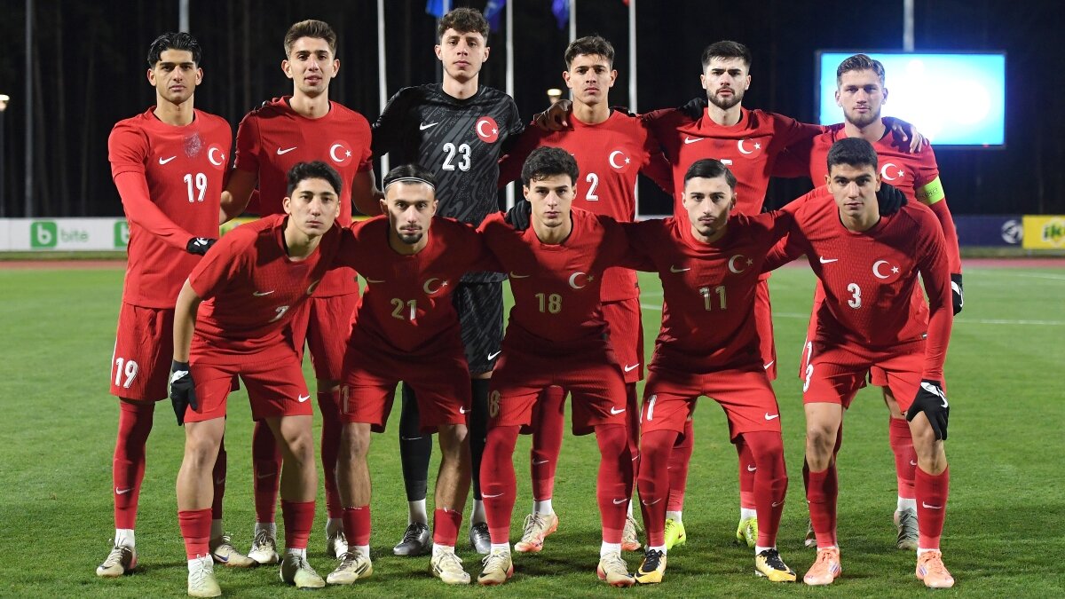 8 ki�i kald�k; 3-0 kaybettik!