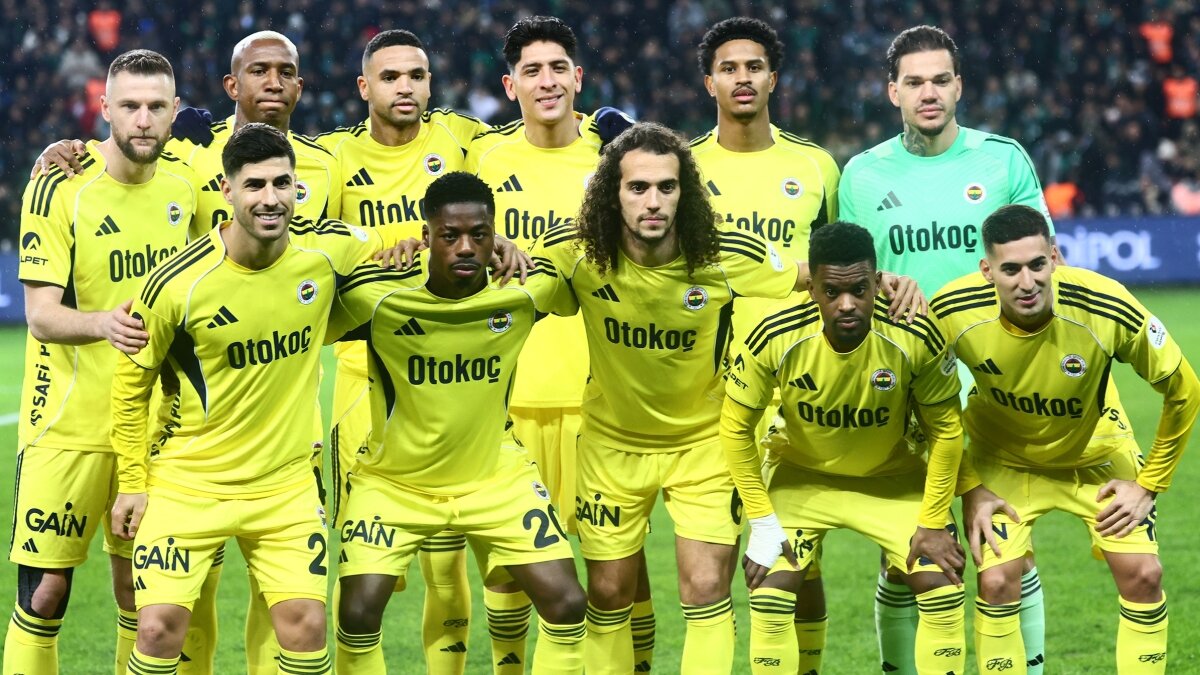 Fenerbah�e'de savunma 'sakata' geldi!