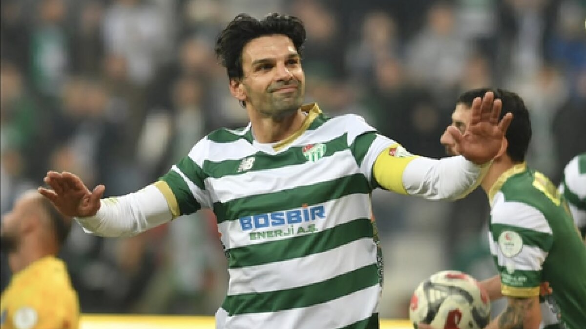 Bursaspor'dan Muhammet Demir a��klamas�: 'Durumu iyi'